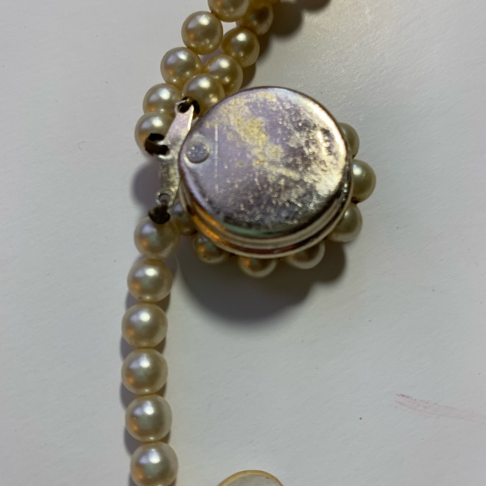 Vintage Antique Triple Strand Faux Pearl Bracelet with silver gold tone clasp - Picture 2 of 5